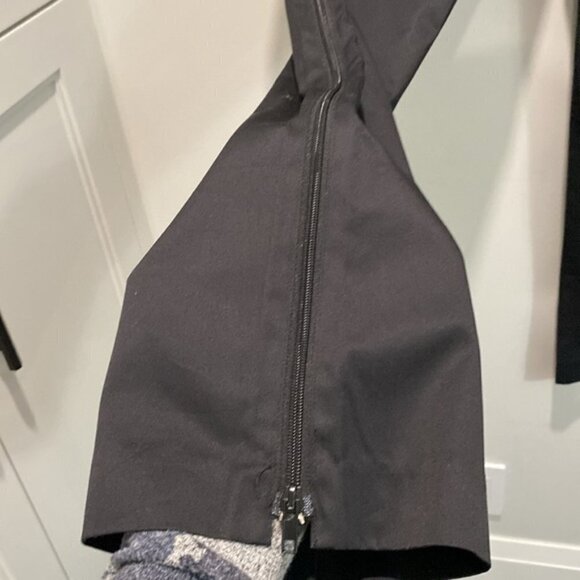 Kenneth Cole Black Straight Flat Front Leg Pants - Picture 14 of 16